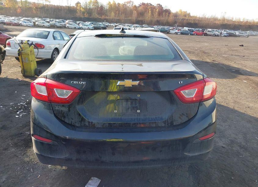 Photo 16 of 2016 Chevrolet Cruze LT AUTO (VIN 1G1BE5SM9G7287551)