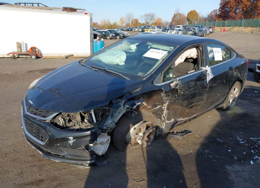 Photo 2 of 2016 Chevrolet Cruze LT AUTO (VIN 1G1BE5SM9G7287551)