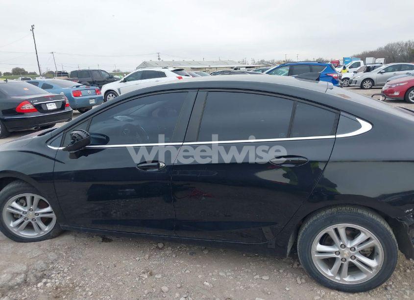 Photo 15 of 2016 Chevrolet Cruze LT AUTO (VIN 1G1BE5SM9G7299425)