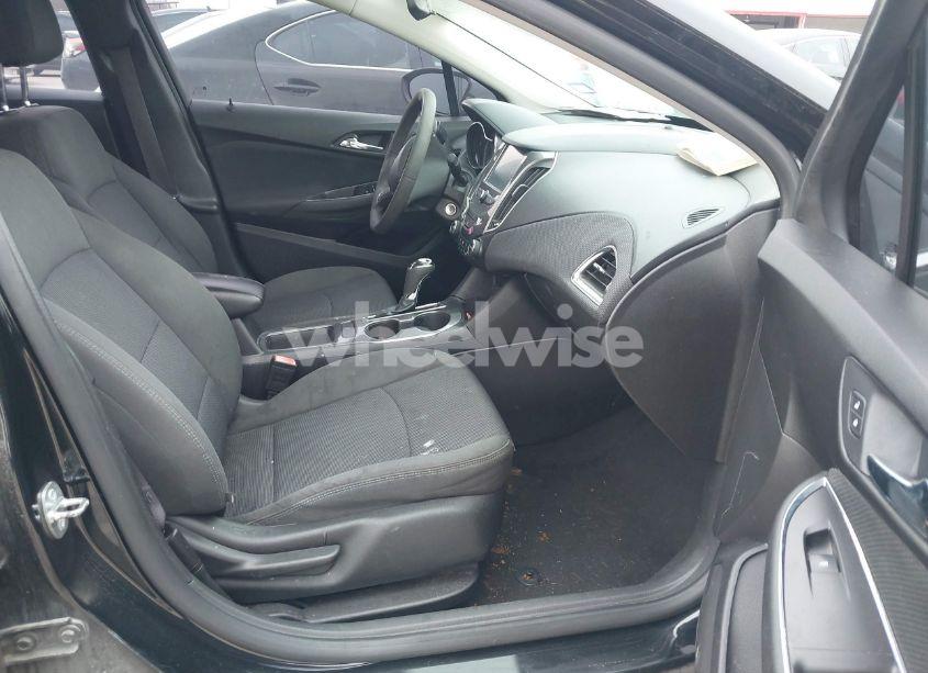 Photo 5 of 2016 Chevrolet Cruze LT AUTO (VIN 1G1BE5SM9G7299425)