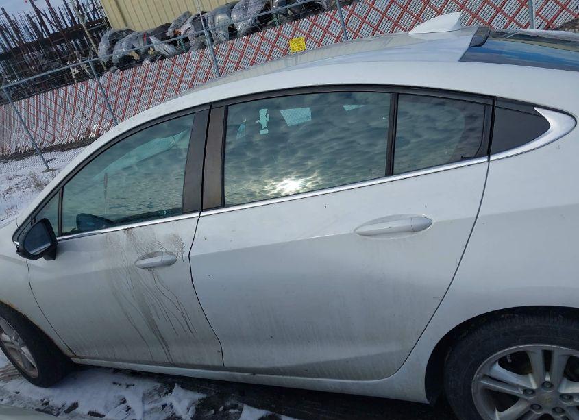 Photo 14 of 2016 Chevrolet Cruze LT AUTO (VIN 1G1BE5SM9G7317633)