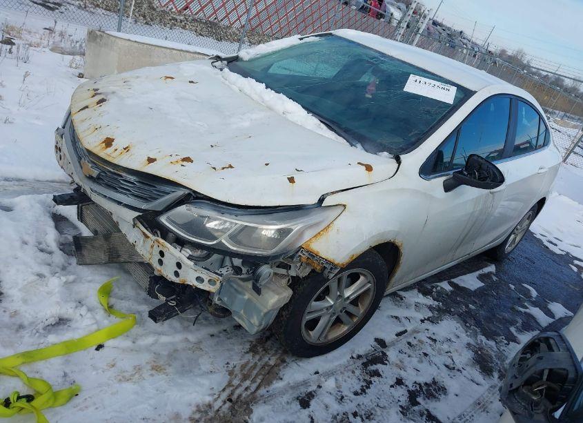 Photo 2 of 2016 Chevrolet Cruze LT AUTO (VIN 1G1BE5SM9G7317633)