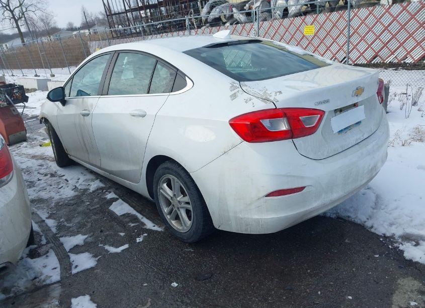 Photo 3 of 2016 Chevrolet Cruze LT AUTO (VIN 1G1BE5SM9G7317633)