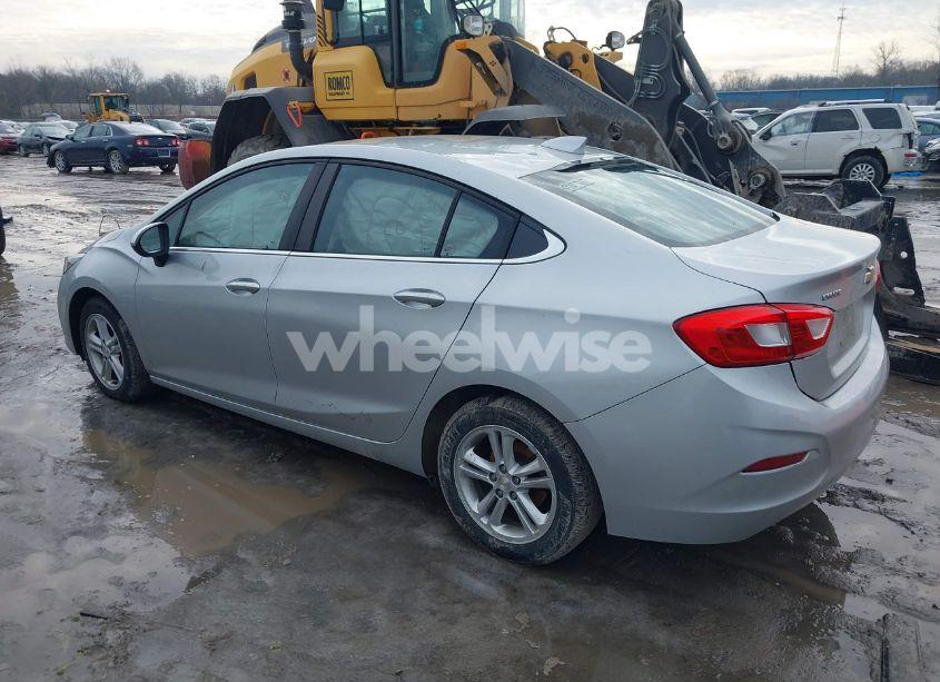 Photo 3 of 2016 Chevrolet Cruze LT AUTO (VIN 1G1BE5SM9G7319009)