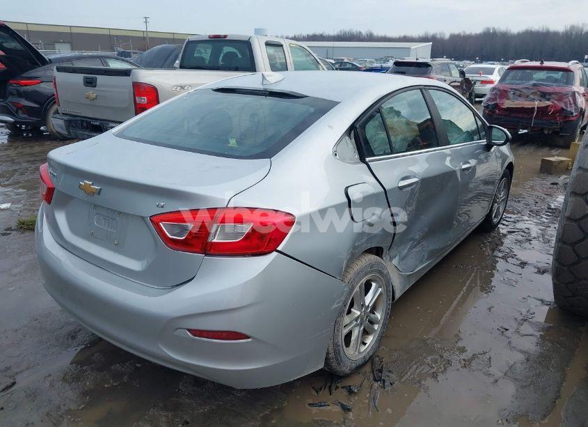 Photo 4 of 2016 Chevrolet Cruze LT AUTO (VIN 1G1BE5SM9G7319009)