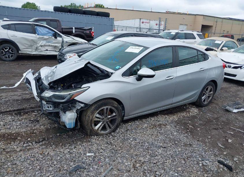 Photo 2 of 2017 Chevrolet Cruze LT (VIN 1G1BE5SM9H7100312)