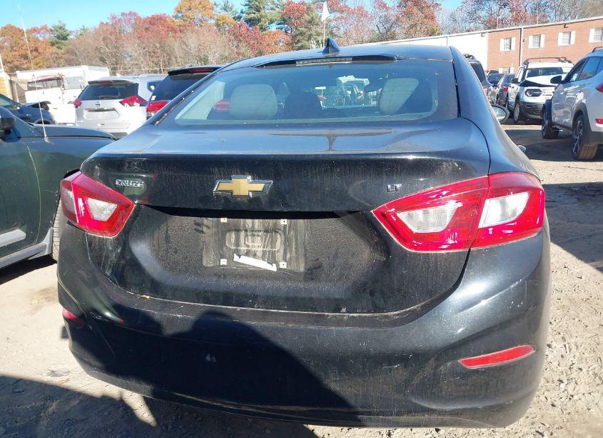 Photo 16 of 2017 Chevrolet Cruze LT AUTO (VIN 1G1BE5SM9H7102254)