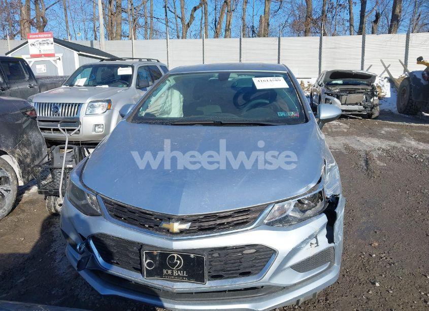 Photo 13 of 2017 Chevrolet Cruze LT AUTO (VIN 1G1BE5SM9H7130054)