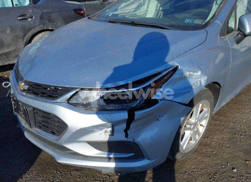 Photo 21 of 2017 Chevrolet Cruze LT AUTO (VIN 1G1BE5SM9H7130054)