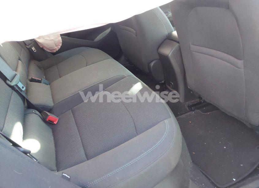 Photo 8 of 2017 Chevrolet Cruze LT AUTO (VIN 1G1BE5SM9H7130054)