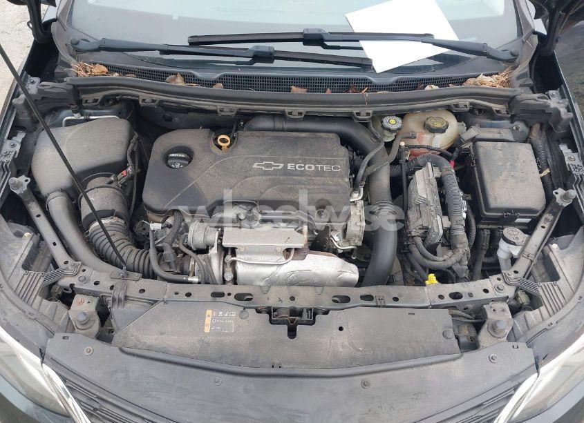 Photo 10 of 2017 Chevrolet Cruze LT AUTO (VIN 1G1BE5SM9H7139420)