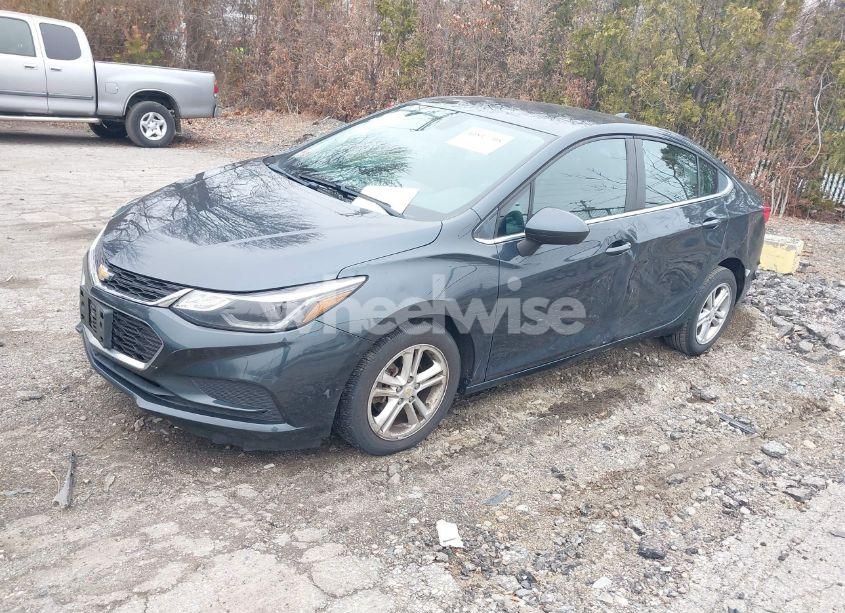 Photo 2 of 2017 Chevrolet Cruze LT AUTO (VIN 1G1BE5SM9H7139420)
