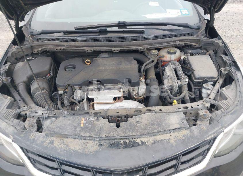 Photo 10 of 2017 Chevrolet Cruze LT AUTO (VIN 1G1BE5SM9H7146125)