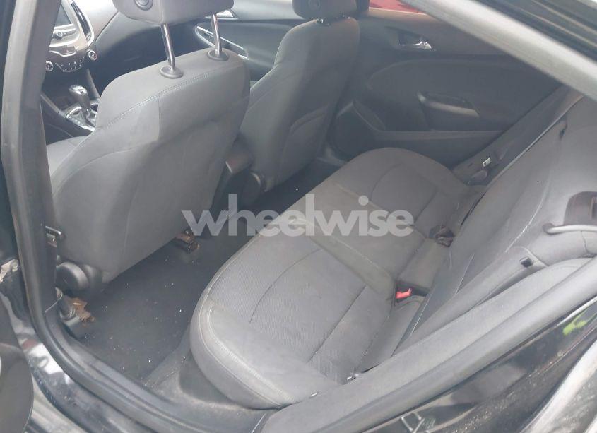 Photo 8 of 2017 Chevrolet Cruze LT AUTO (VIN 1G1BE5SM9H7182767)