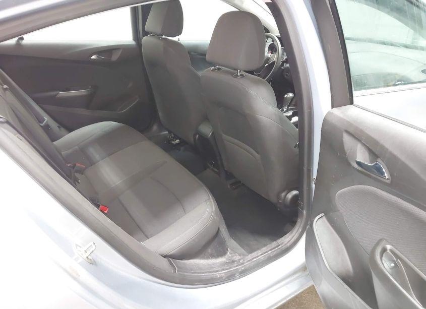 Photo 8 of 2017 Chevrolet Cruze LT AUTO (VIN 1G1BE5SM9H7195034)