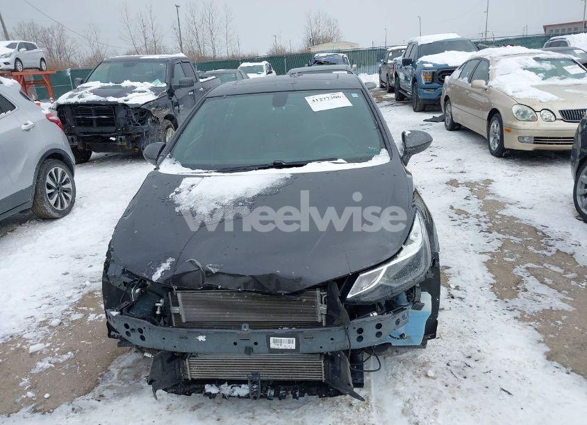 Photo 13 of 2017 Chevrolet Cruze LT AUTO (VIN 1G1BE5SM9H7195342)