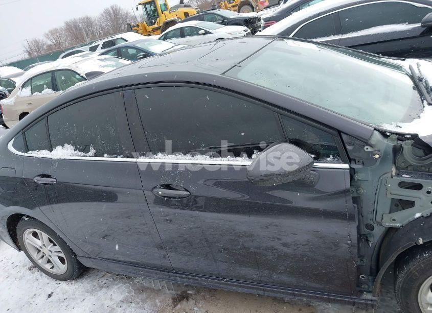 Photo 14 of 2017 Chevrolet Cruze LT AUTO (VIN 1G1BE5SM9H7195342)