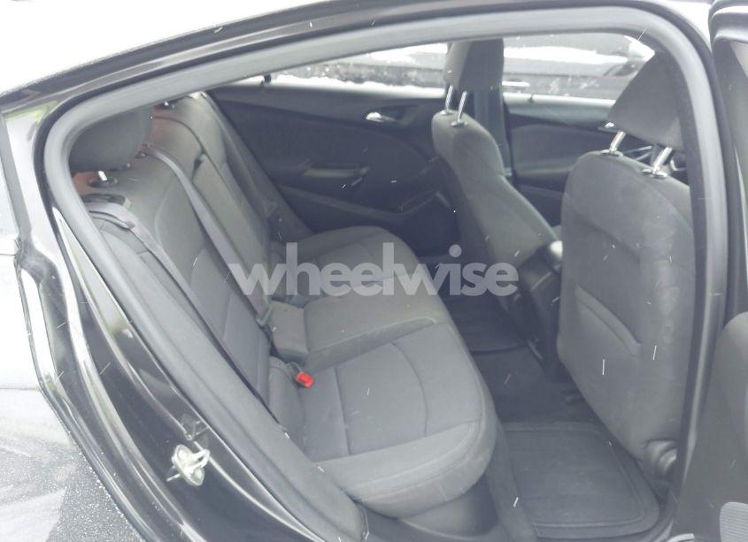 Photo 8 of 2017 Chevrolet Cruze LT AUTO (VIN 1G1BE5SM9H7195342)