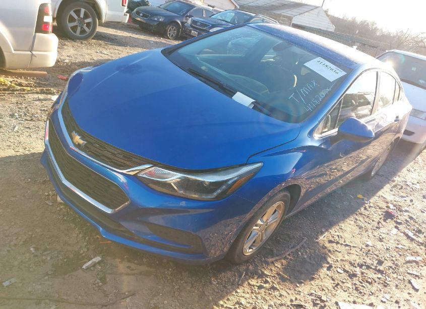 Photo 2 of 2017 Chevrolet Cruze LT AUTO (VIN 1G1BE5SM9H7215699)