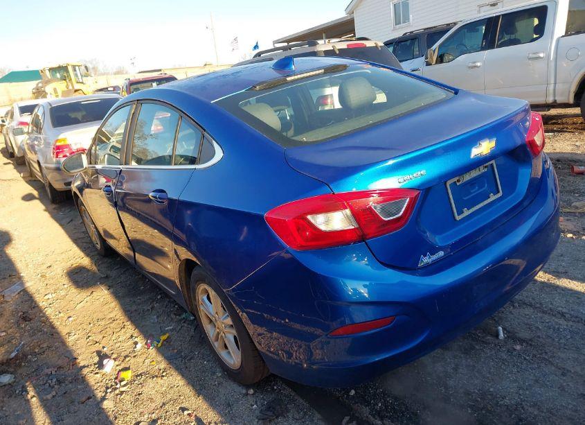 Photo 3 of 2017 Chevrolet Cruze LT AUTO (VIN 1G1BE5SM9H7215699)