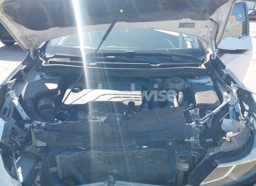 Photo 10 of 2017 Chevrolet Cruze LT AUTO (VIN 1G1BE5SM9H7229859)