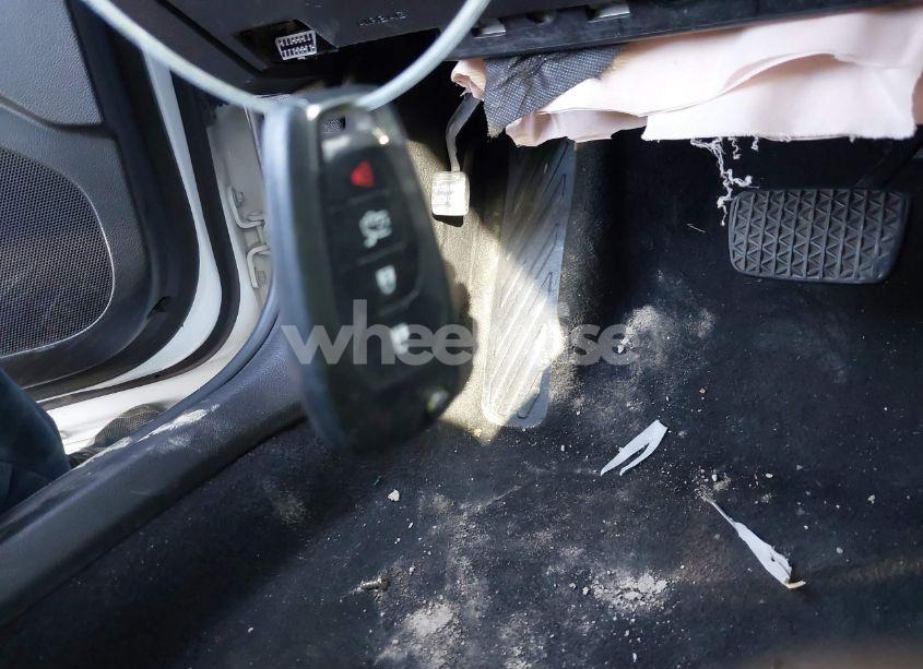 Photo 11 of 2017 Chevrolet Cruze LT AUTO (VIN 1G1BE5SM9H7229859)