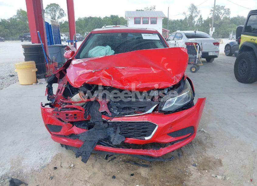 Photo 12 of 2017 Chevrolet Cruze LT AUTO (VIN 1G1BE5SM9H7272906)