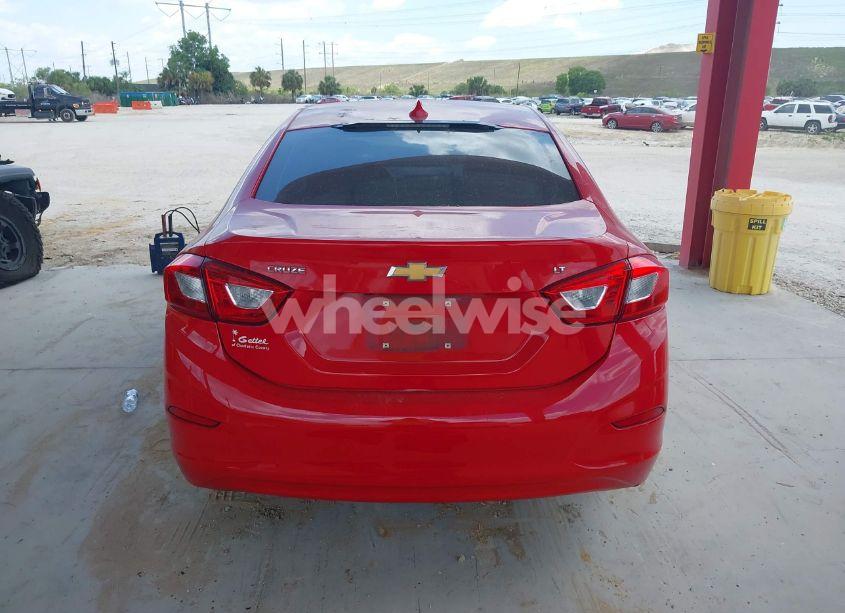 Photo 16 of 2017 Chevrolet Cruze LT AUTO (VIN 1G1BE5SM9H7272906)