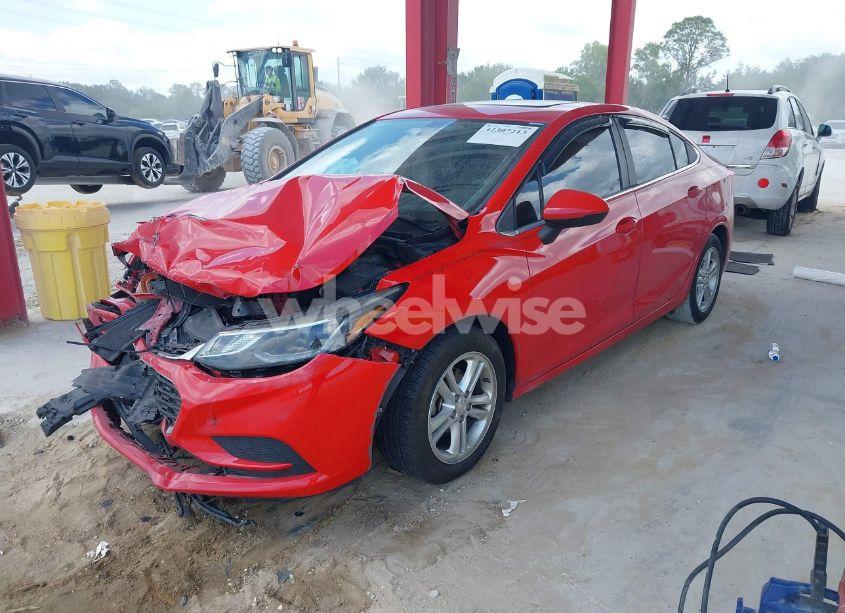 Photo 2 of 2017 Chevrolet Cruze LT AUTO (VIN 1G1BE5SM9H7272906)