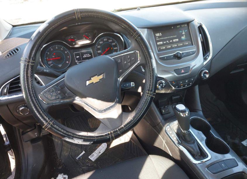 Photo 19 of 2017 Chevrolet Cruze LT AUTO (VIN 1G1BE5SM9H7274185)