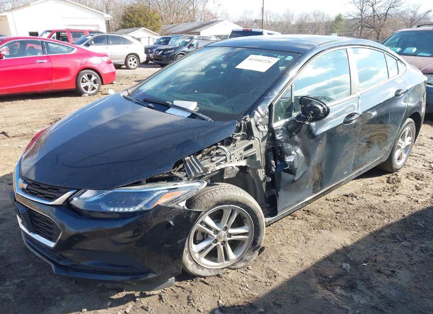 Photo 2 of 2017 Chevrolet Cruze LT AUTO (VIN 1G1BE5SM9H7274185)