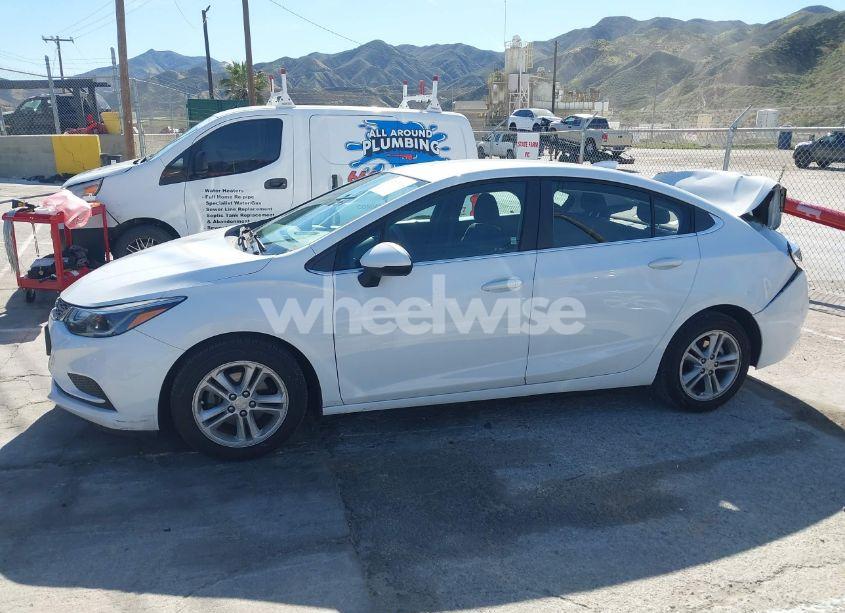 Photo 14 of 2017 Chevrolet Cruze LT AUTO (VIN 1G1BE5SM9H7277961)