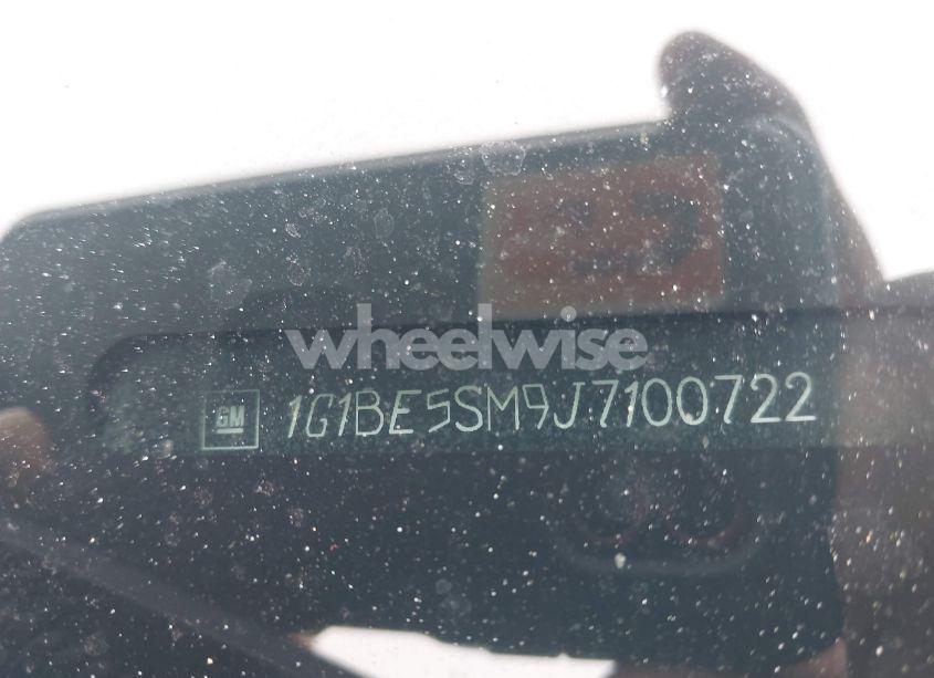 Photo 9 of 2018 Chevrolet Cruze LT AUTO (VIN 1G1BE5SM9J7100722)