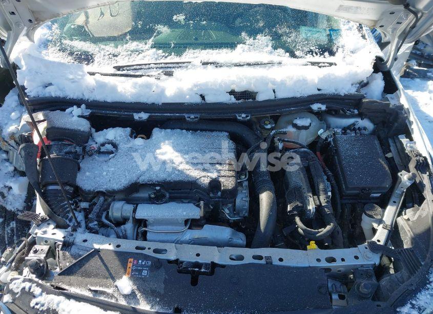 Photo 10 of 2018 Chevrolet Cruze LT AUTO (VIN 1G1BE5SM9J7100851)