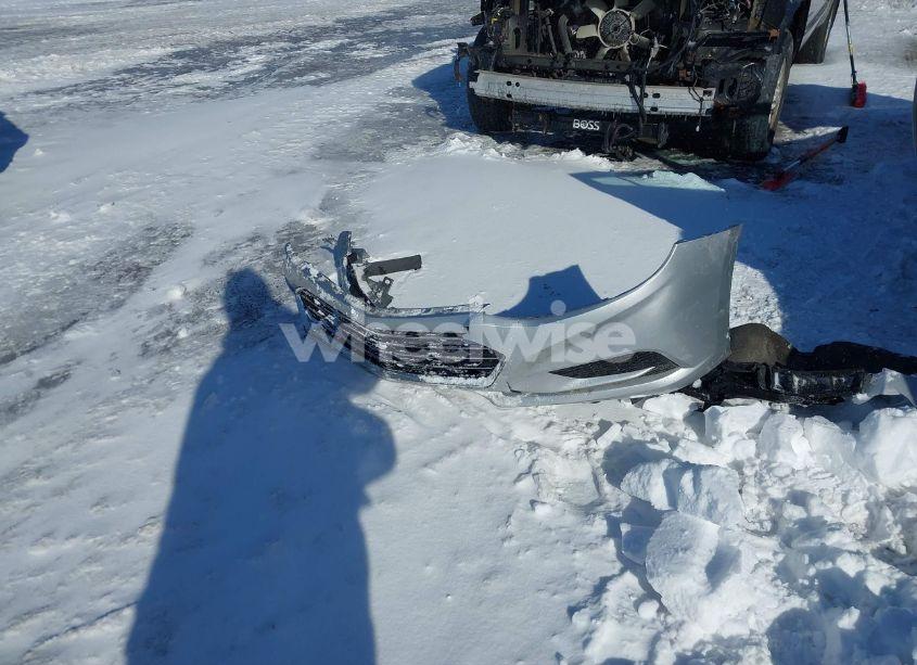 Photo 12 of 2018 Chevrolet Cruze LT AUTO (VIN 1G1BE5SM9J7100851)