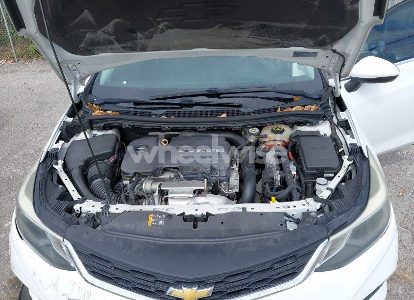 Photo 10 of 2018 Chevrolet Cruze LT AUTO (VIN 1G1BE5SM9J7106133)