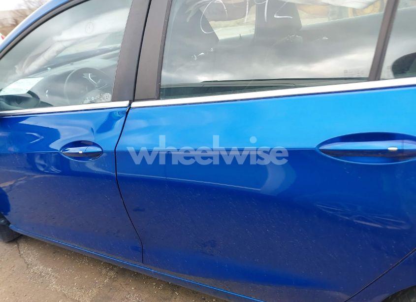 Photo 14 of 2018 Chevrolet Cruze LT AUTO (VIN 1G1BE5SM9J7125152)