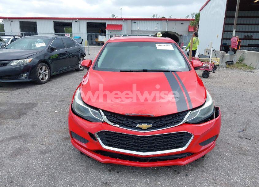 Photo 12 of 2018 Chevrolet Cruze LT AUTO (VIN 1G1BE5SM9J7141626)