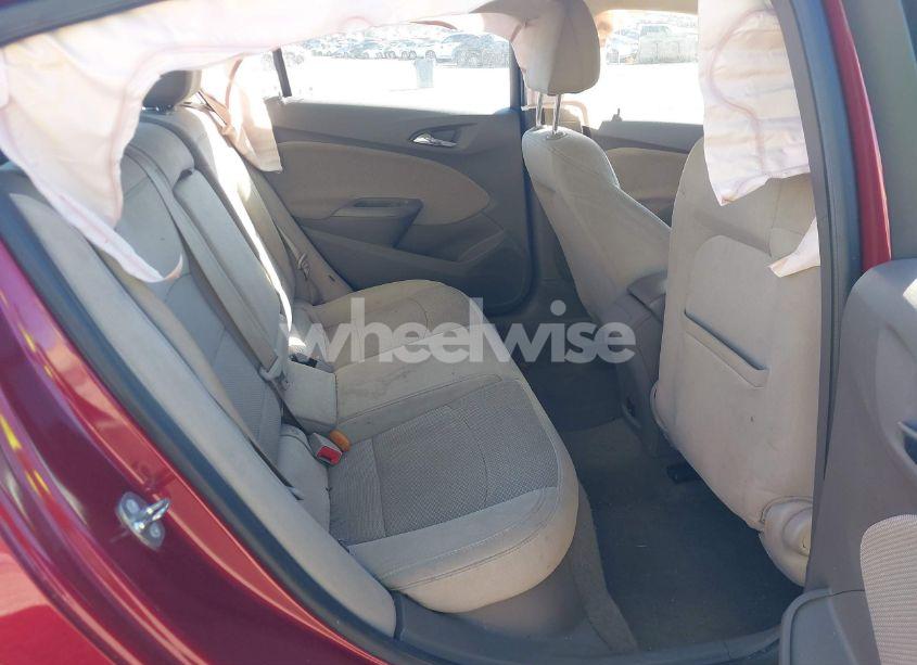 Photo 8 of 2018 Chevrolet Cruze LT AUTO (VIN 1G1BE5SM9J7161357)