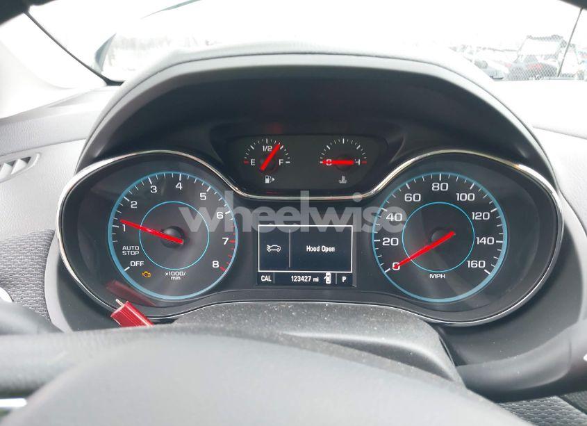 Photo 7 of 2018 Chevrolet Cruze LT AUTO (VIN 1G1BE5SM9J7164694)