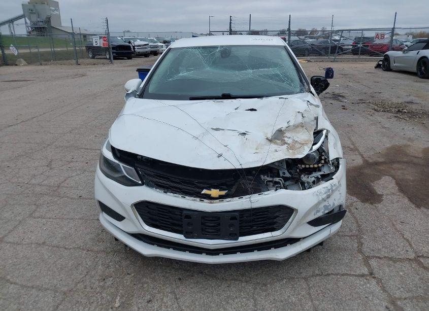 Photo 12 of 2018 Chevrolet Cruze LT AUTO (VIN 1G1BE5SM9J7166364)