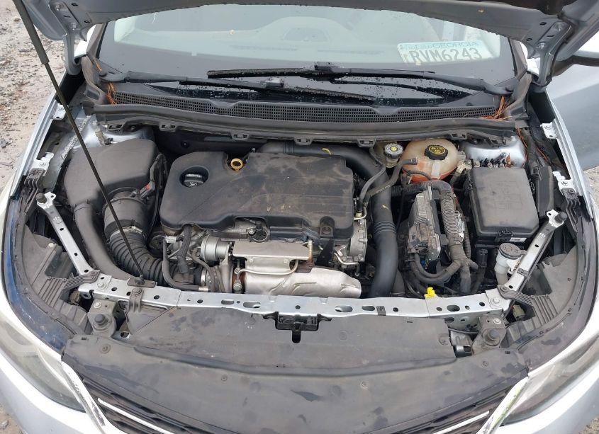 Photo 10 of 2018 Chevrolet Cruze LT AUTO (VIN 1G1BE5SM9J7175873)