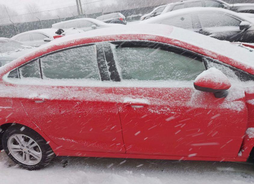 Photo 14 of 2018 Chevrolet Cruze LT AUTO (VIN 1G1BE5SM9J7179549)