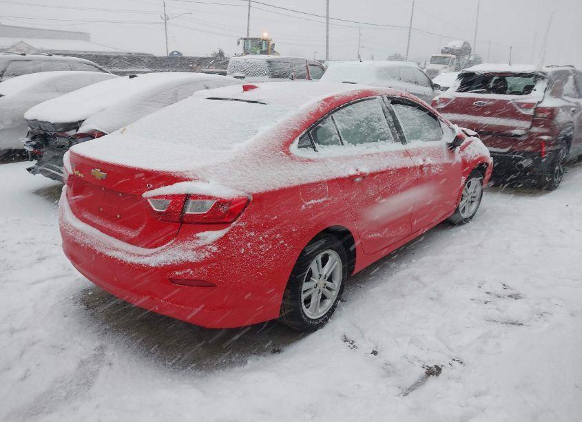 Photo 4 of 2018 Chevrolet Cruze LT AUTO (VIN 1G1BE5SM9J7179549)