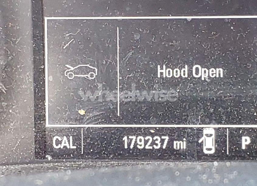 Photo 15 of 2018 Chevrolet Cruze LT AUTO (VIN 1G1BE5SM9J7182645)