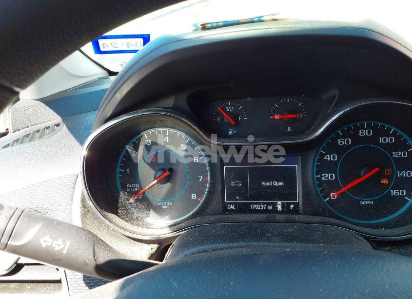 Photo 7 of 2018 Chevrolet Cruze LT AUTO (VIN 1G1BE5SM9J7182645)