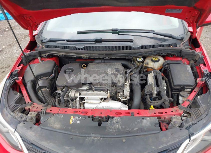 Photo 10 of 2018 Chevrolet Cruze LT AUTO (VIN 1G1BE5SM9J7194617)