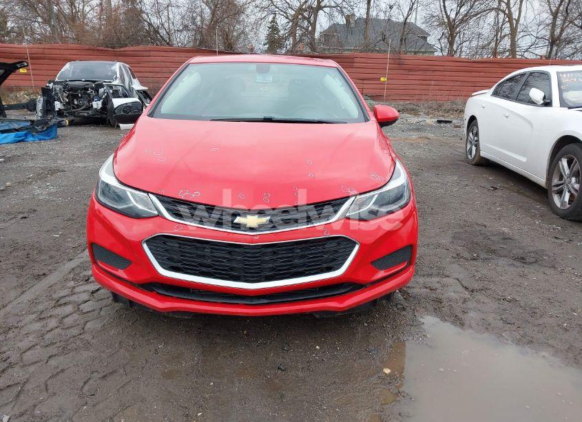 Photo 12 of 2018 Chevrolet Cruze LT AUTO (VIN 1G1BE5SM9J7194617)