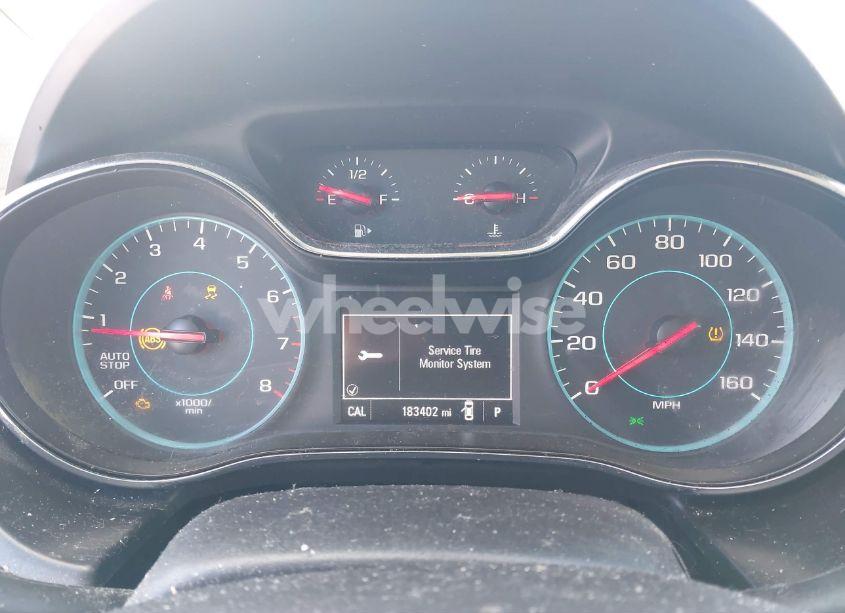 Photo 7 of 2018 Chevrolet Cruze LT AUTO (VIN 1G1BE5SM9J7201226)