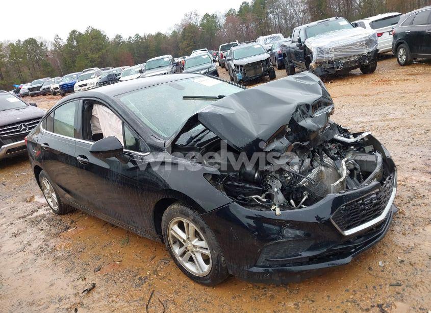 Photo 14 of 2018 Chevrolet Cruze LT AUTO (VIN 1G1BE5SM9J7209214)